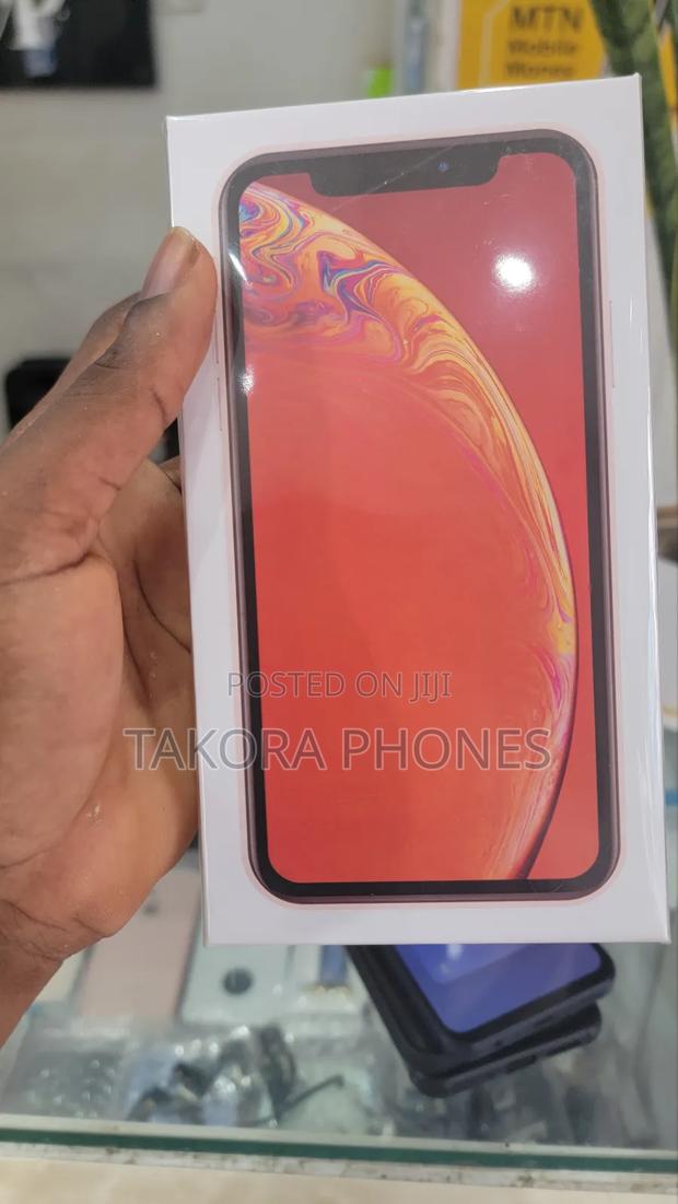 New Apple iPhone XR 64 GB Orange · Photo 2