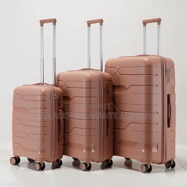3 Set Unbreakable Traveling and Luggage Bag · Photo 5
