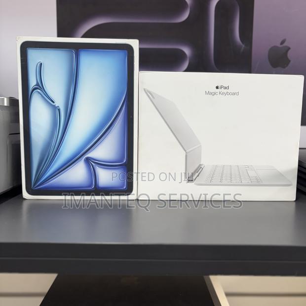 New Apple iPad Air 128 GB Blue · Photo 1