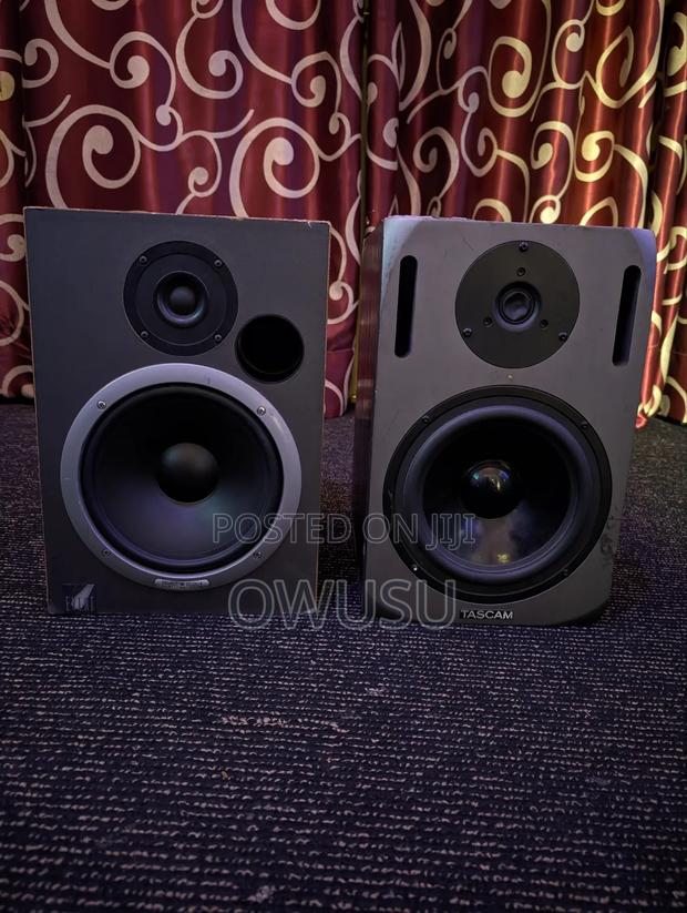 Tascam Event 8.5inh Studio Moniter · Photo 5