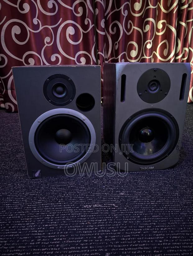 Tascam Event 8.5inh Studio Moniter · Photo 6
