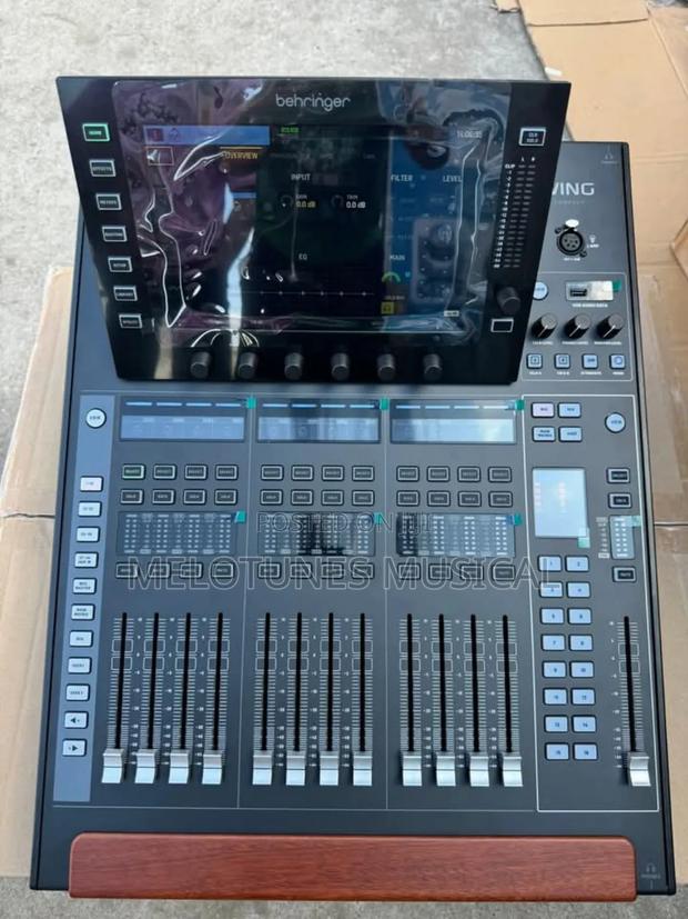 Behringer Wing Compact 48-Channel Digital Mixer. · Photo 6