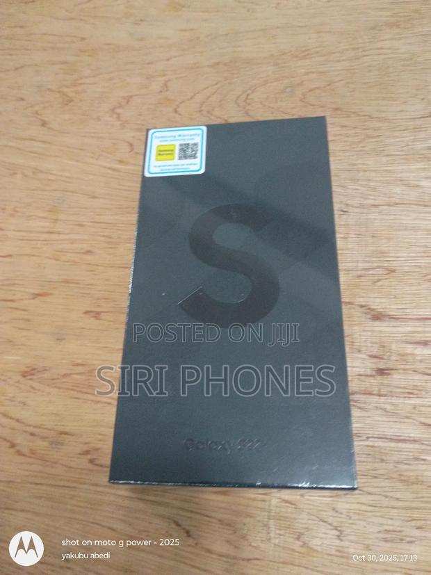 New Samsung Galaxy S22+ 5G 256 GB Purple · Photo 1