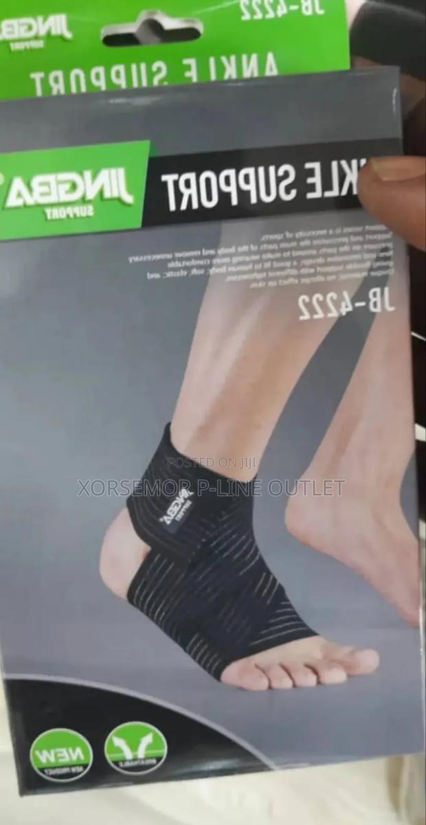 Jb-4222 Ankle Brace · Photo 2