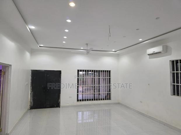 4bdrm House in Fredimens Real, Atwima Kwanwoma for sale · Photo 2