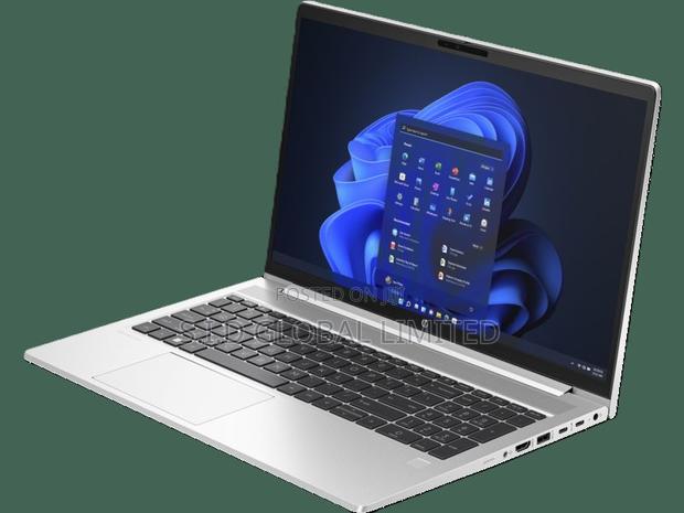 New Laptop HP ProBook 450 16GB Intel Core i7 SSD 512GB · Photo 3