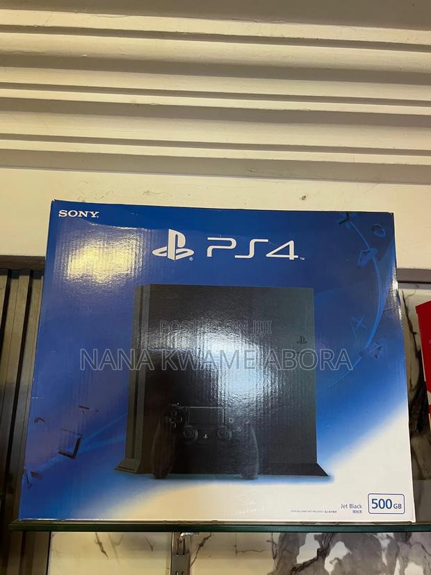 Playstation 4 · Photo 1