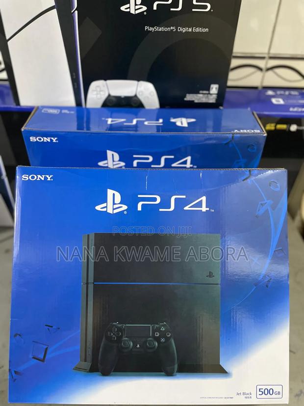 Playstation 4 · Photo 2