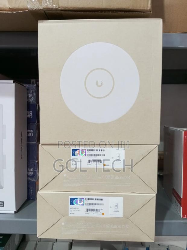 Ubiquity U7 Long Range Ceiling Access Point · Photo 1