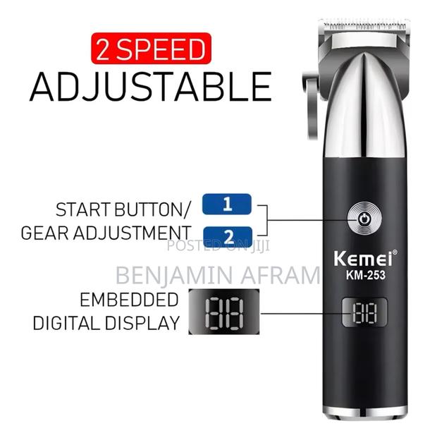 Double Speed Rechargeable Hair Clippers Km-235 · Photo 5