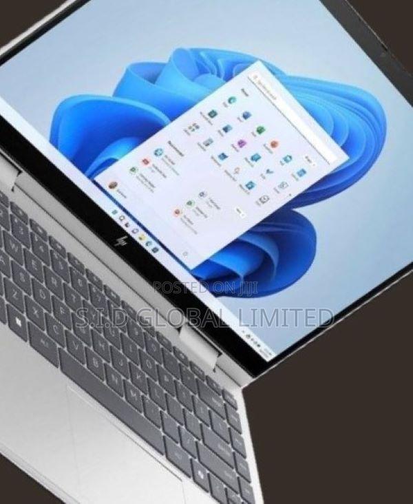 New Laptop HP OmniBook 5 14" 16GB Intel Core i7 SSD 512GB · Photo 1