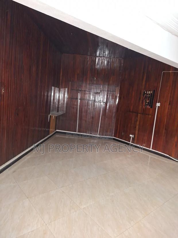 Commercial Property at Kumasi Amakom Highway · Photo 2