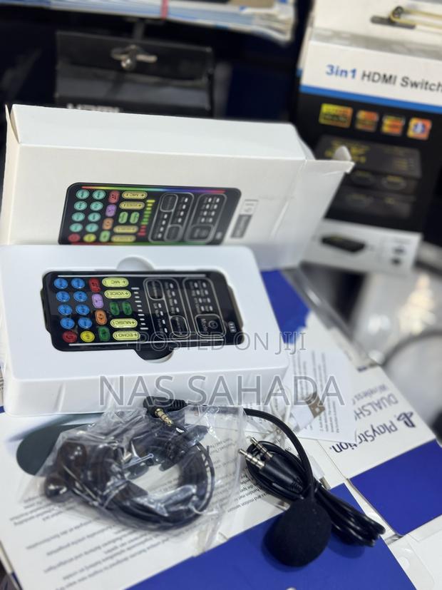 Voice Changer Portable Handheld Microphone · Photo 2