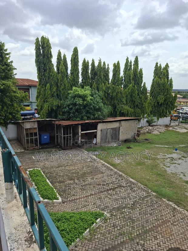 Commercial Property at Kumasi Amakom Highway · Photo 4