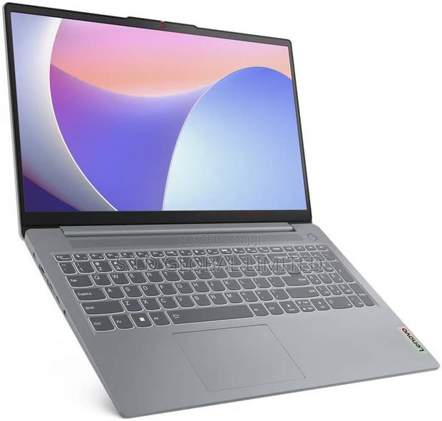 New Laptop Lenovo Ideapad 3 8GB Intel Core i3 SSD 256GB · Photo 1