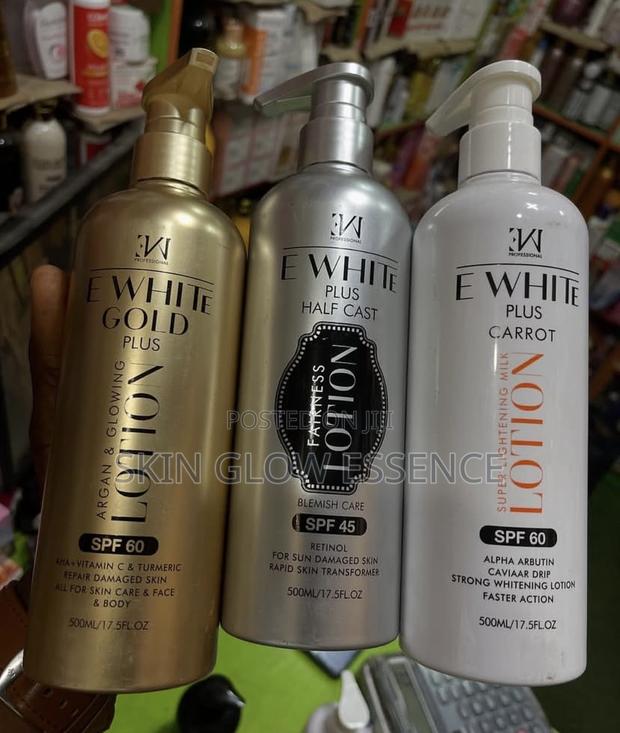 E White Plus Whitening Lotion · Photo 1