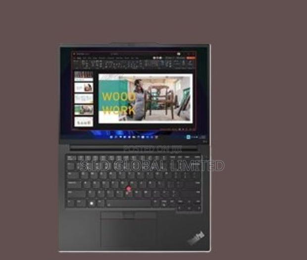 New Laptop Lenovo ThinkPad E14 Gen 5 8GB Intel Core i5 SSD 512GB · Photo 1