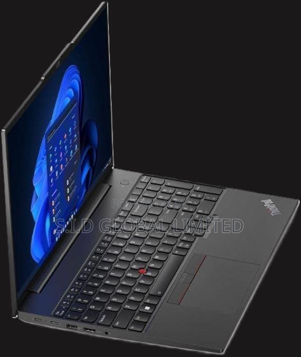 New Laptop Lenovo ThinkPad E16 G1 8GB Intel Core i5 SSD 512GB · Photo 2