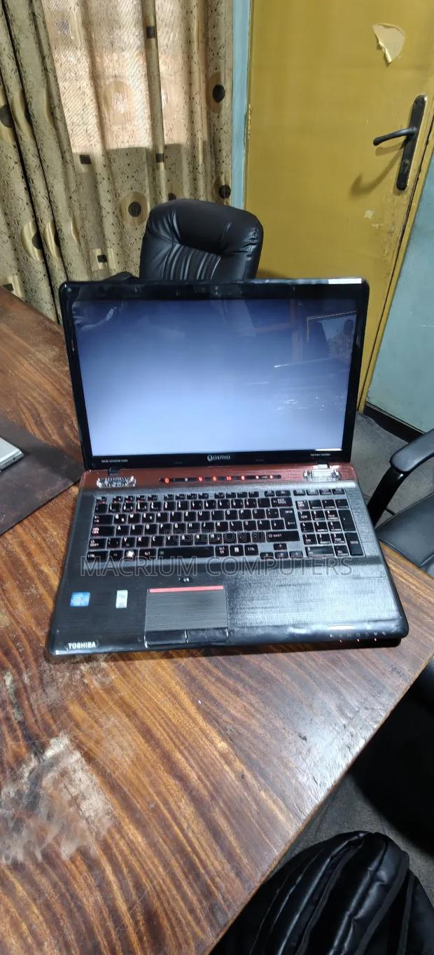 Laptop Toshiba Qosmio X775 8GB Intel Core i7 HDD 500GB · Photo 4