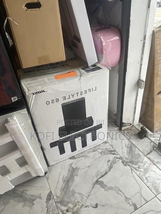 Bose Lifestyle 650 Deluxe Sound Collection · Photo 1