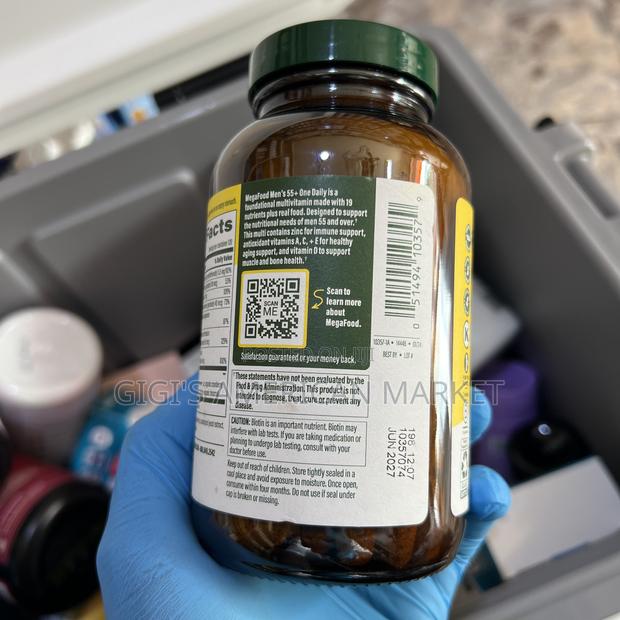 Mega Food Men's 55+ One Daily Multivitamin · Photo 2