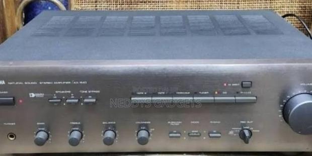 Yamaha Ax-640 Integrated Amplifier · Photo 1