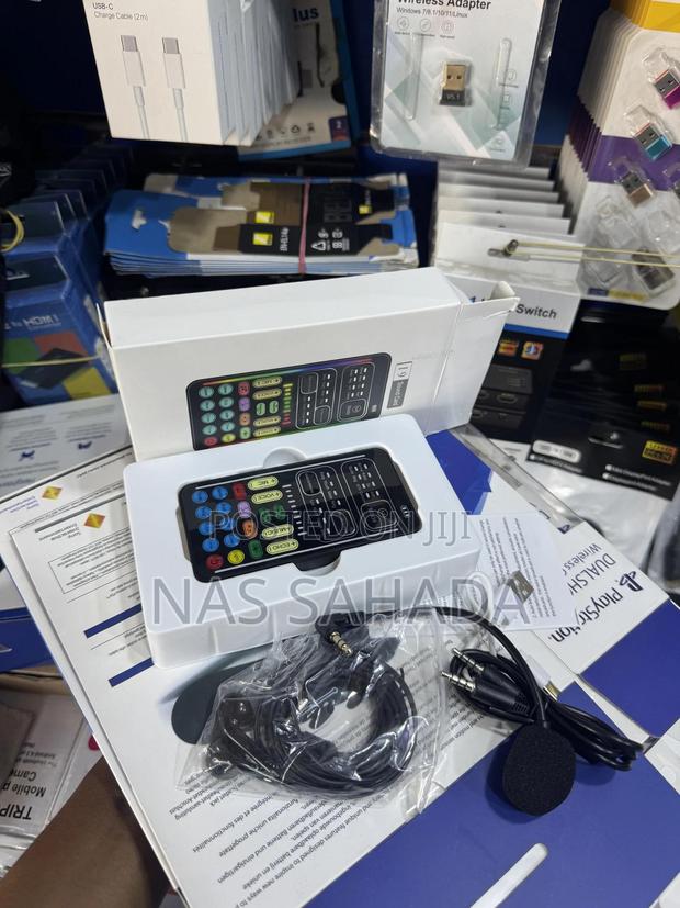 Voice Changer Portable Handheld Microphone · Photo 3