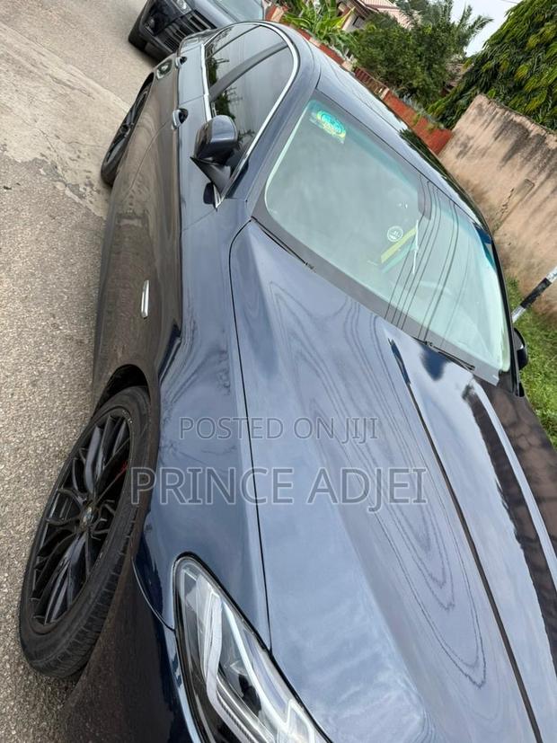 BMW 5 Series 2015 Blue · Photo 3