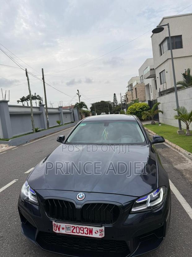 BMW 5 Series 2015 Blue · Photo 5