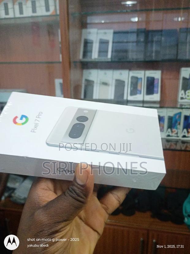 New Google Pixel 7 Pro 128 GB White · Photo 2