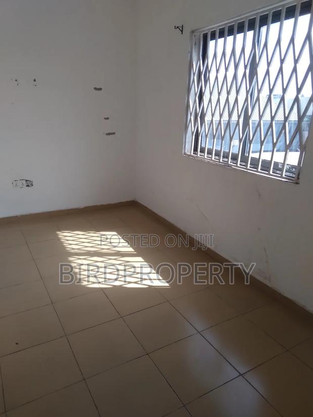 1bdrm Apartment in Bird-Group, School Junction for rent · Photo 2