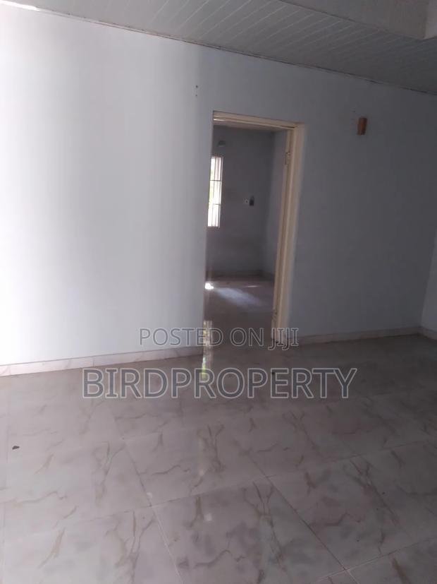 1bdrm Apartment in Bird-Group, School Junction for rent · Photo 2