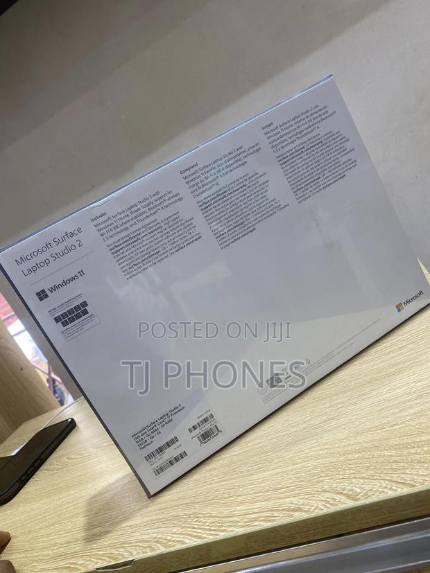 New Microsoft Surface Laptop Studio 2 16GB Intel Core i7 SSD 512GB · Photo 3