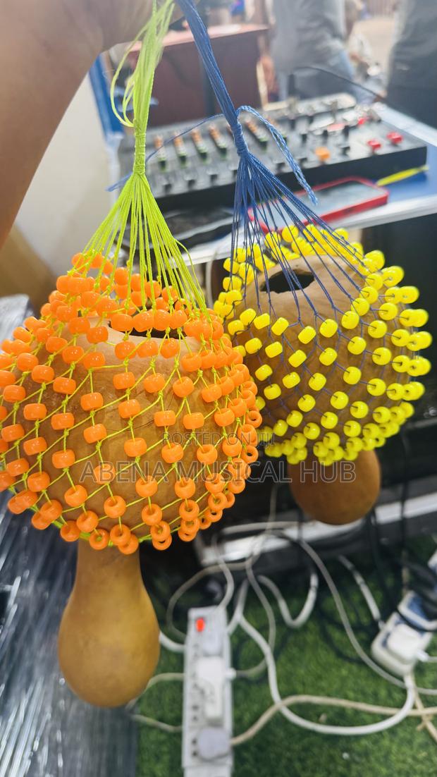 Local Maracas Small Size · Photo 3