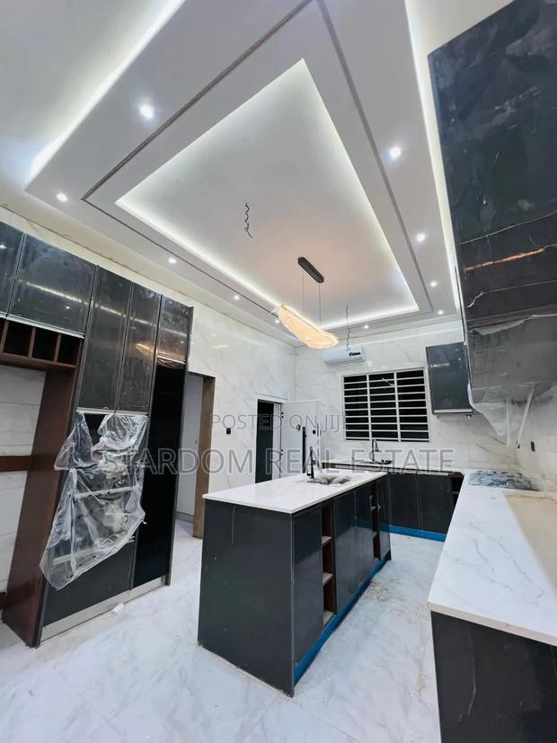 3bdrm Duplex in East Legon Hills for sale · Photo 2