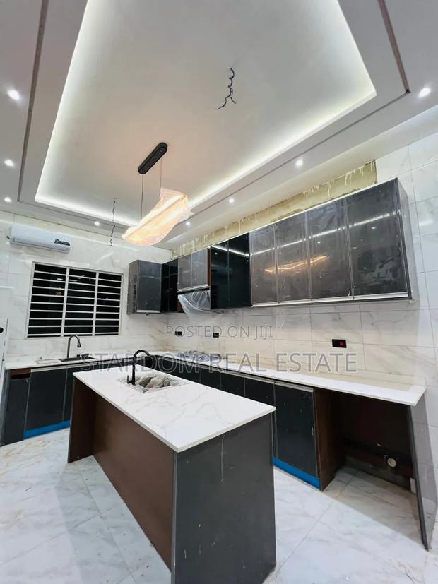 3bdrm Duplex in East Legon Hills for sale · Photo 4
