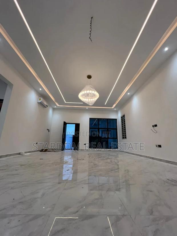 3bdrm Duplex in East Legon Hills for sale · Photo 8