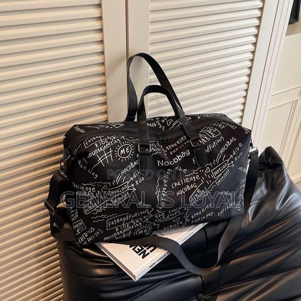 Mini Canvas Duffel Bag · Photo 5