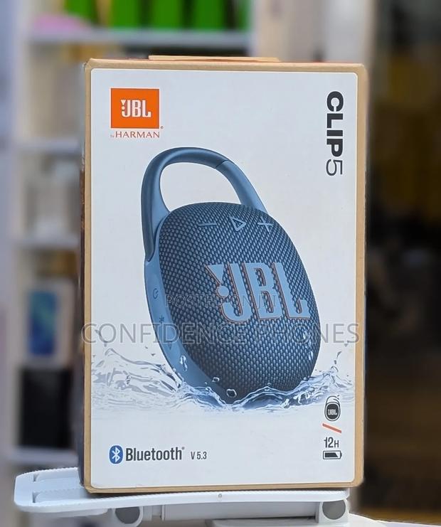 JBL Clip 5 · Photo 1