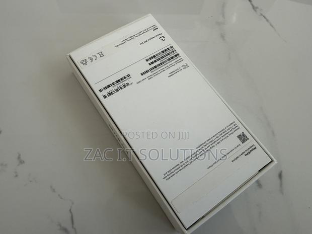 Apple iPhone 16 Pro 128 GB Silver