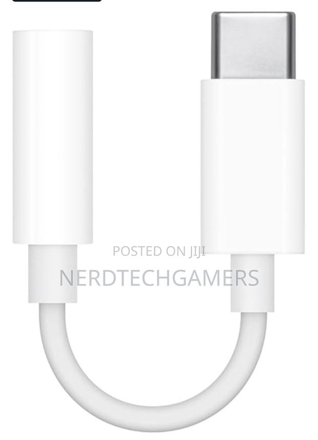 Apple Usb-C to 3.5 Mm Headphone Jack Adapter · Photo 3