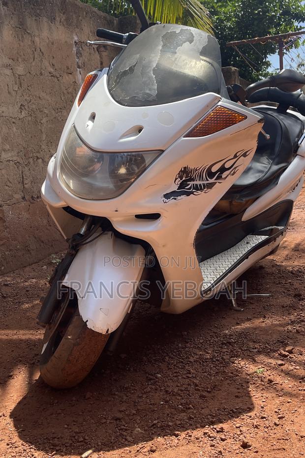 Yamaha Majesty 2019 White · Photo 5
