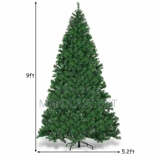10ft Christmas Tree With Stable Stand ( 3 M Height) · Photo 1
