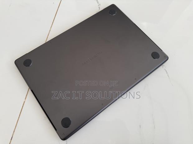 Laptop Apple MacBook Pro 2024 M4 Pro 24GB Apple M4 Pro SSD 1T · Photo 6