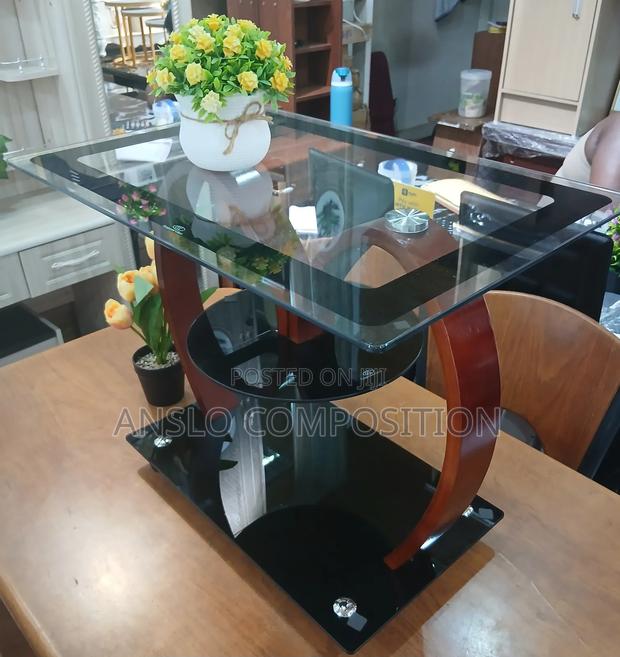 Portable Side Table · Photo 1