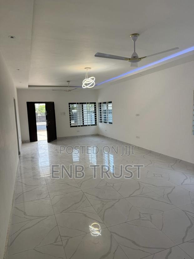 3bdrm House in Ablekuma Sonitra, Manhean for sale · Photo 3