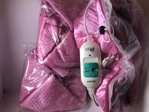 Electric Hair Steamer · Photo 2
