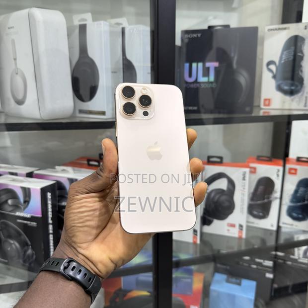 Apple iPhone 16 Pro Max 512 GB · Photo 2