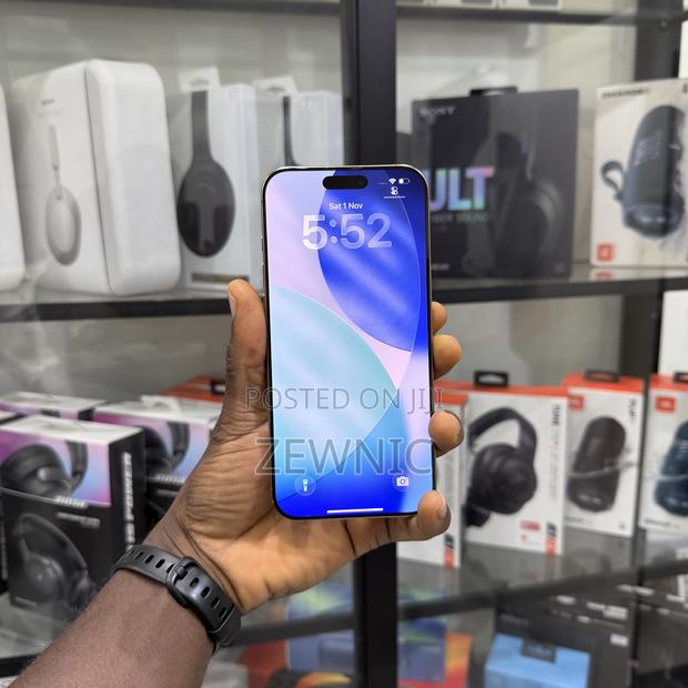 Apple iPhone 16 Pro Max 512 GB · Photo 5