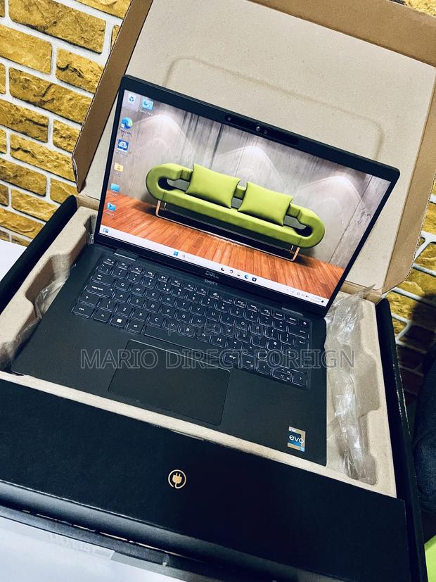 New Laptop Dell Latitude 7430 32GB Intel Core i7 SSD 512GB · Photo 1